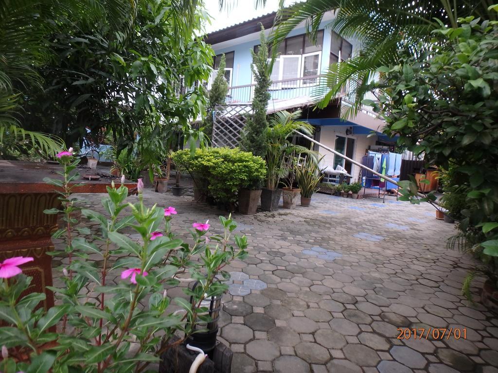 The Blue14 House Chiang Mai Apartamento Exterior foto
