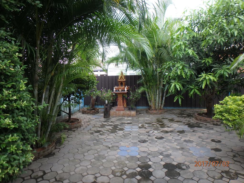 The Blue14 House Chiang Mai Apartamento Exterior foto